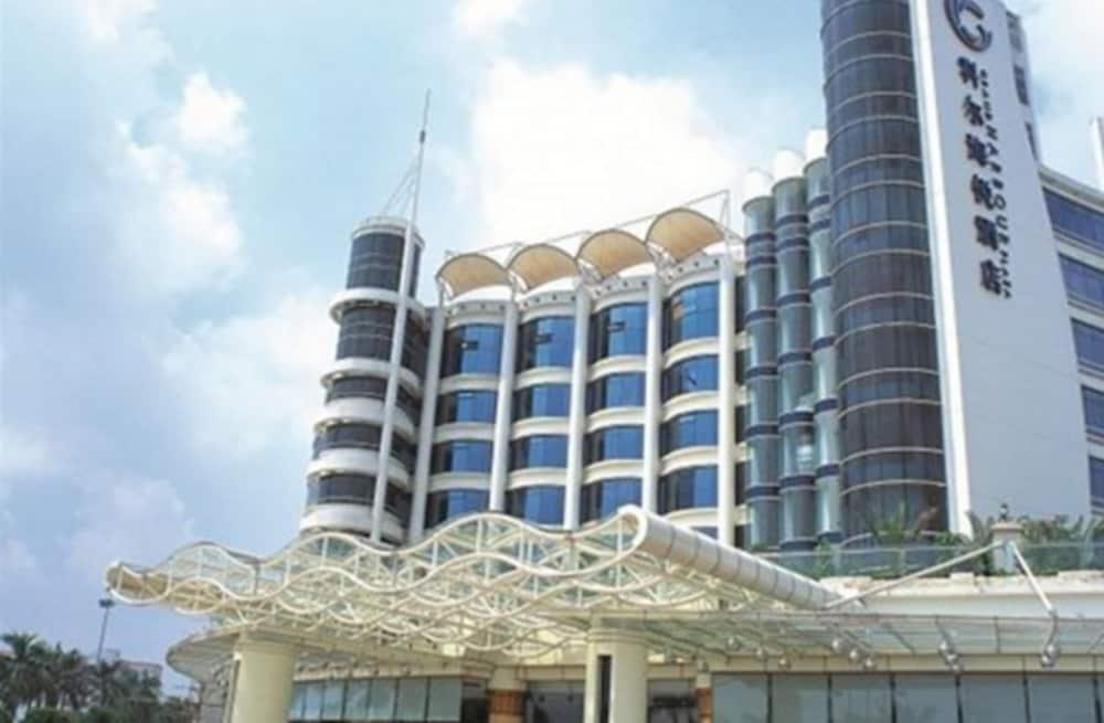 The Royal Marina Plaza Hotel Kanton Exteriér fotografie
