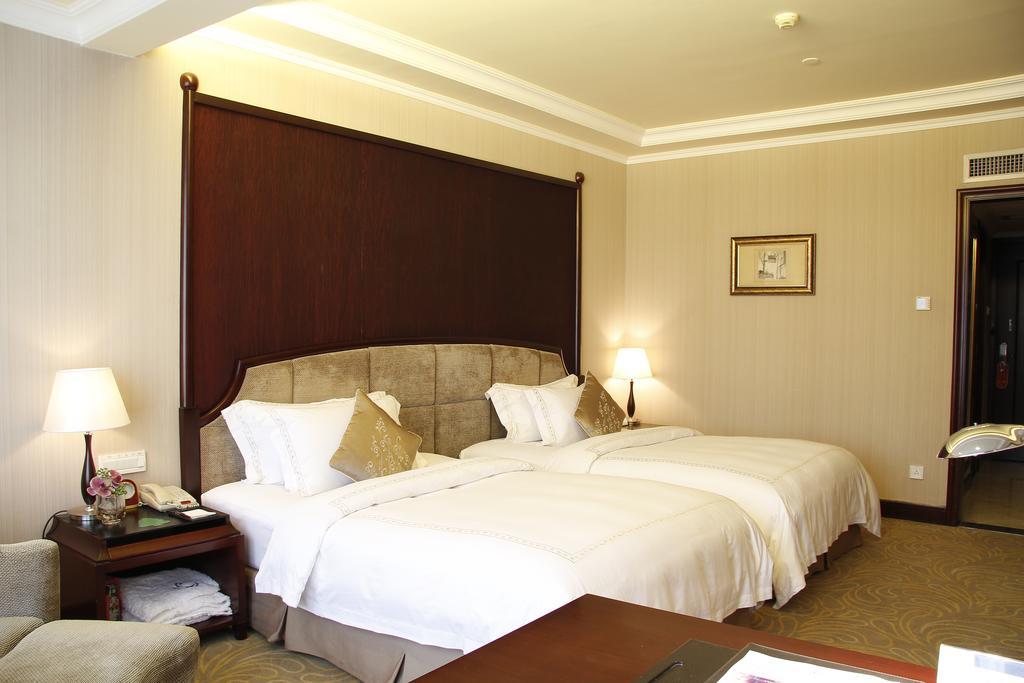 The Royal Marina Plaza Hotel Kanton Exteriér fotografie