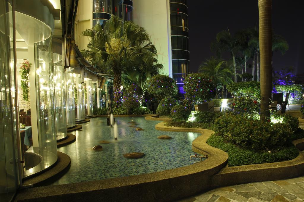 The Royal Marina Plaza Hotel Kanton Exteriér fotografie