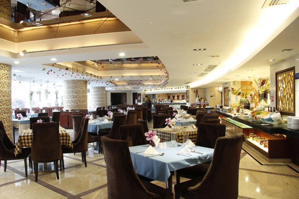 The Royal Marina Plaza Hotel Kanton Exteriér fotografie