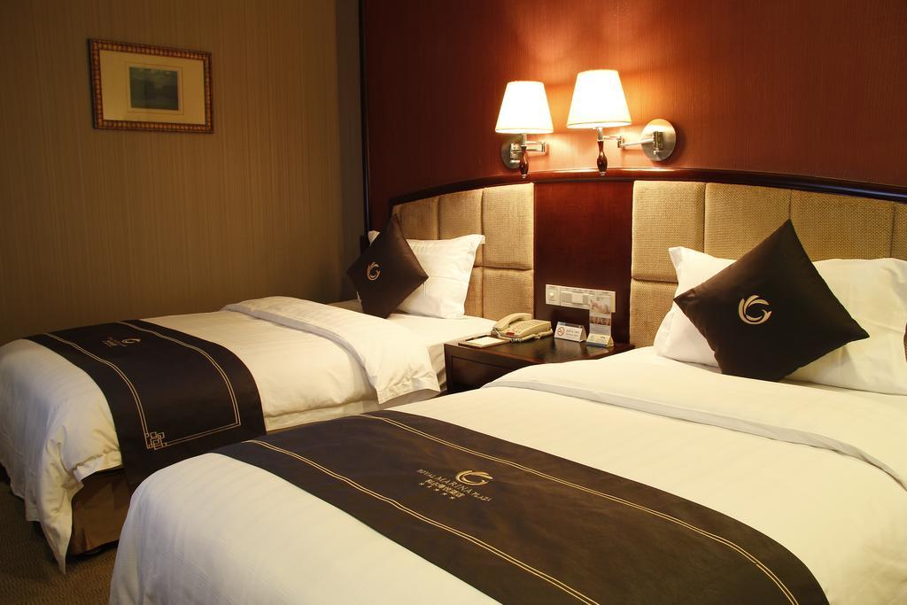 The Royal Marina Plaza Hotel Kanton Exteriér fotografie